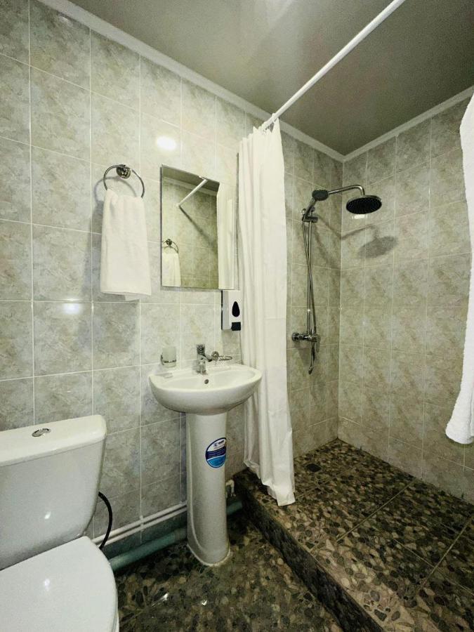Apec Hotel Атирау Екстер'єр фото