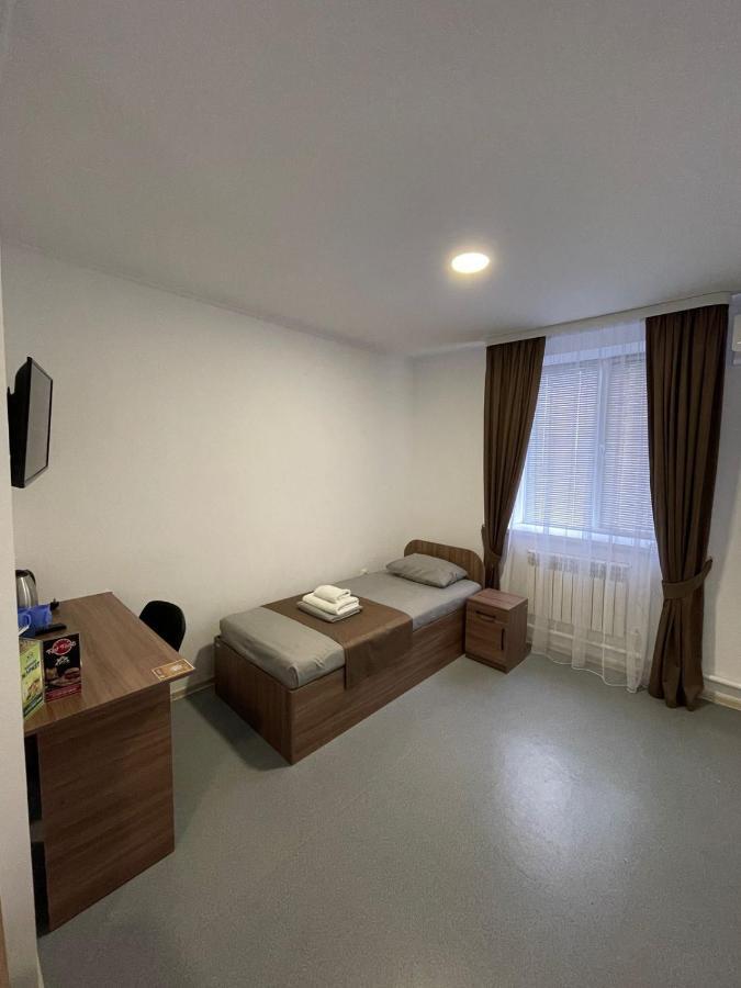 Apec Hotel Атирау Екстер'єр фото